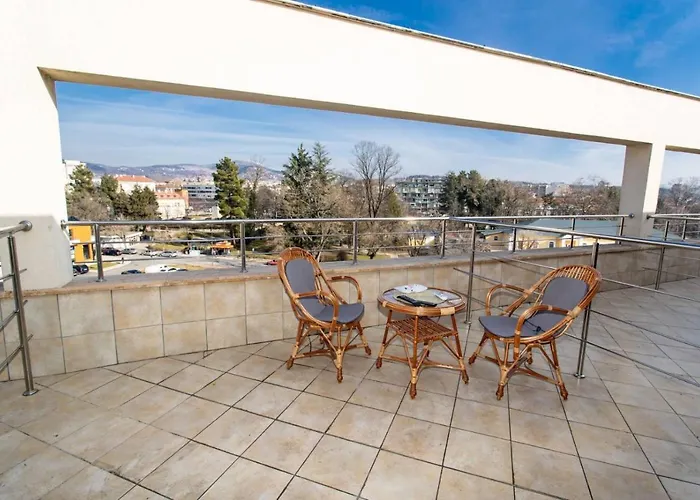 Homestay за гости пентагона *